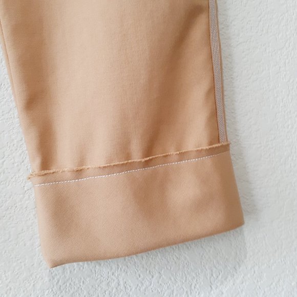 Chloe' Cropped Pants - Picture 6 of 15